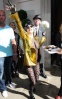 Lady GaGa saliendo de su hotel en Londres. 01-6-10